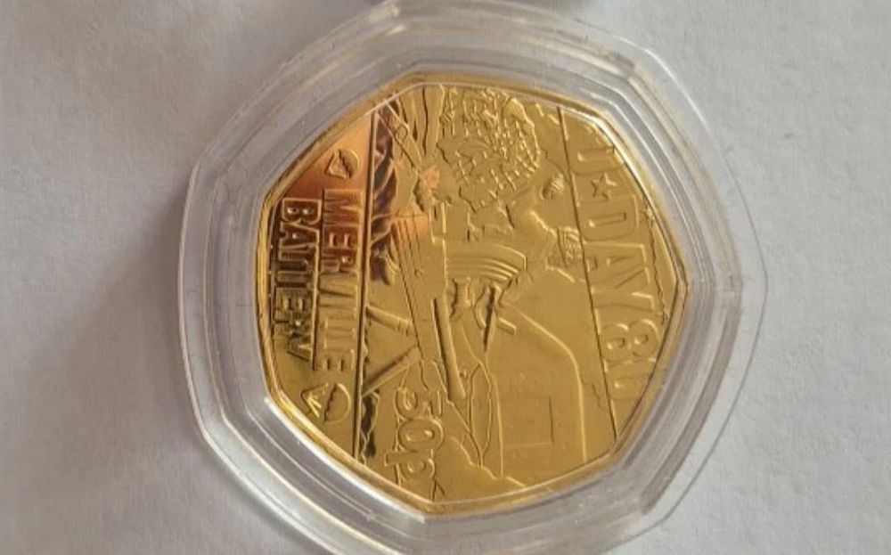 Lot 230: Collectors coin