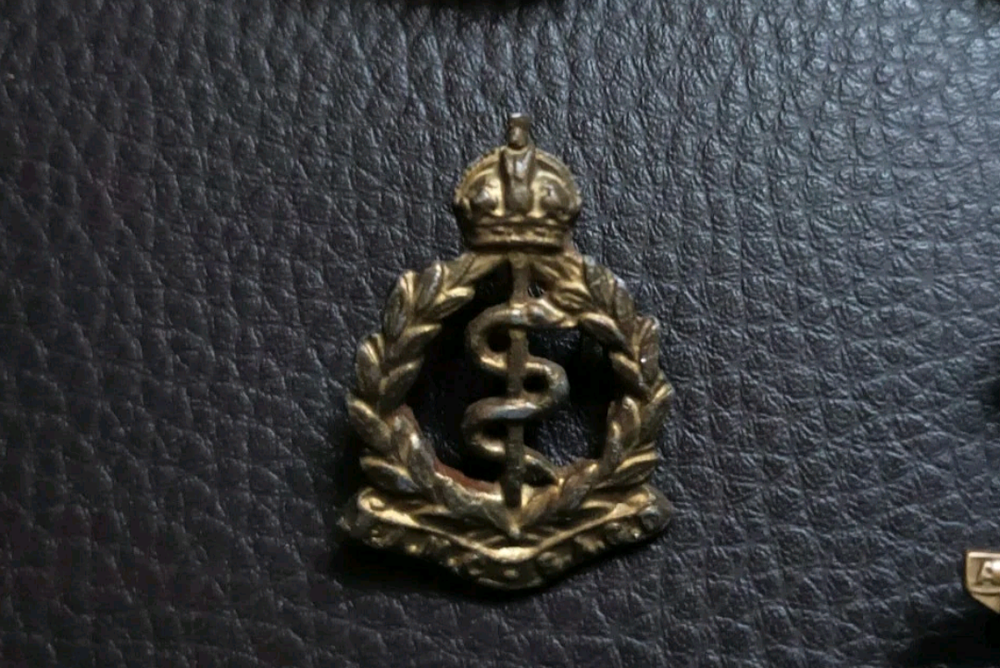 Lot 135: Military badge