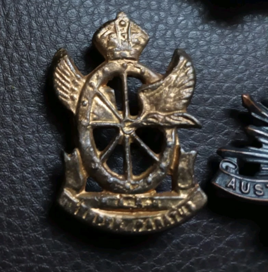 Lot 136: Military badge