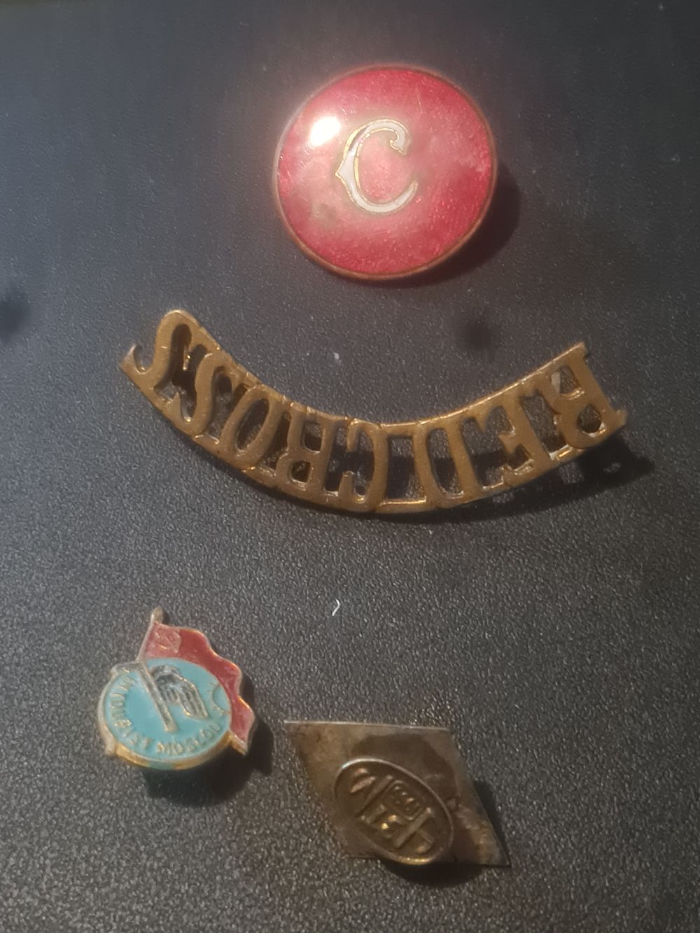 Lot 143: Military lot