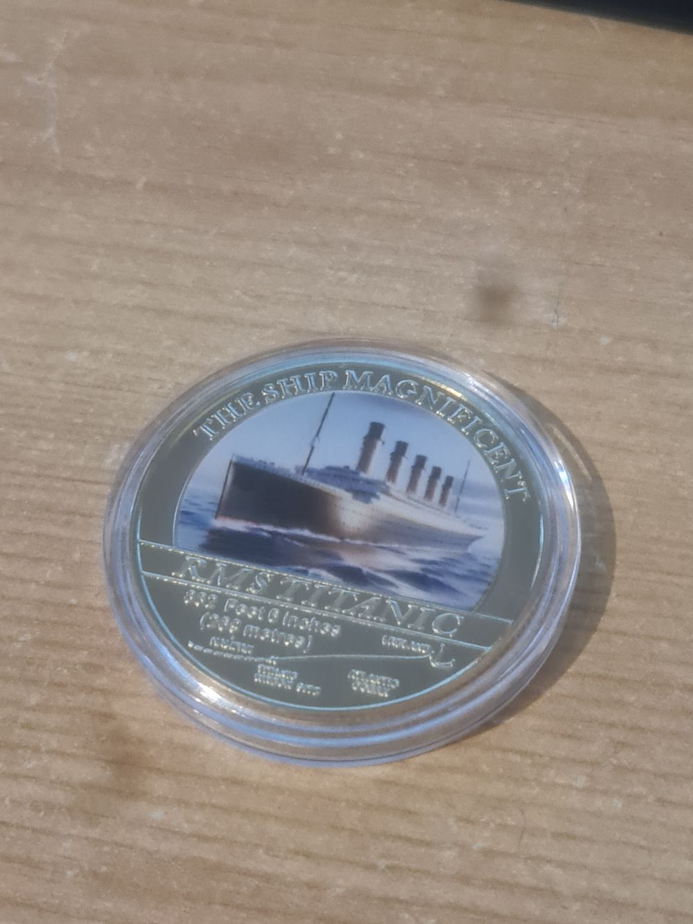 Lot 151: Titanic collectors coin