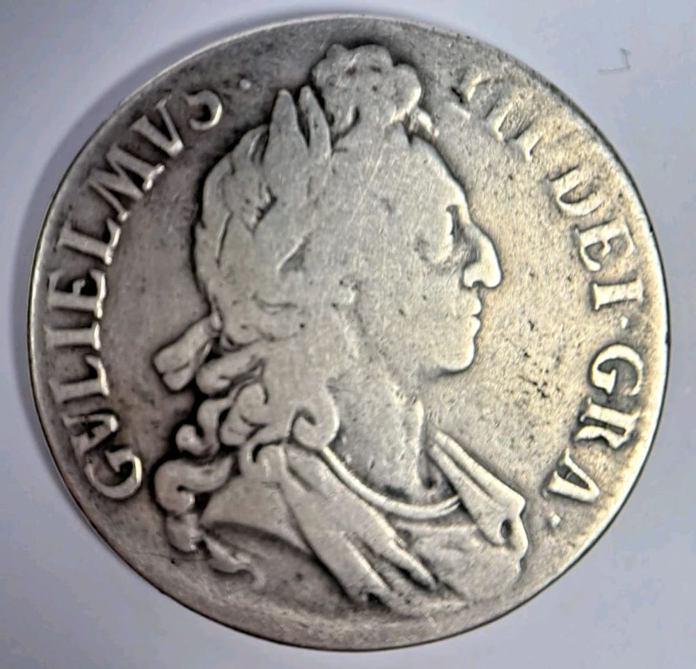 Lot 281: William III Silver Crown