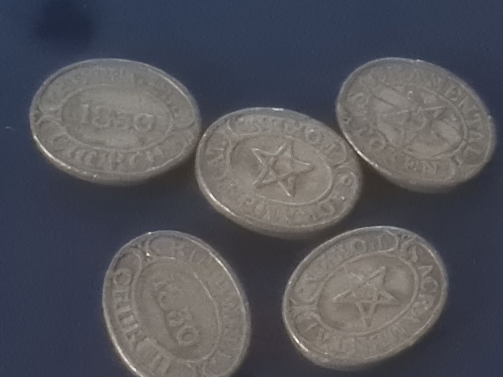 Lot 176: lot of 1830s vintage tokens x 5