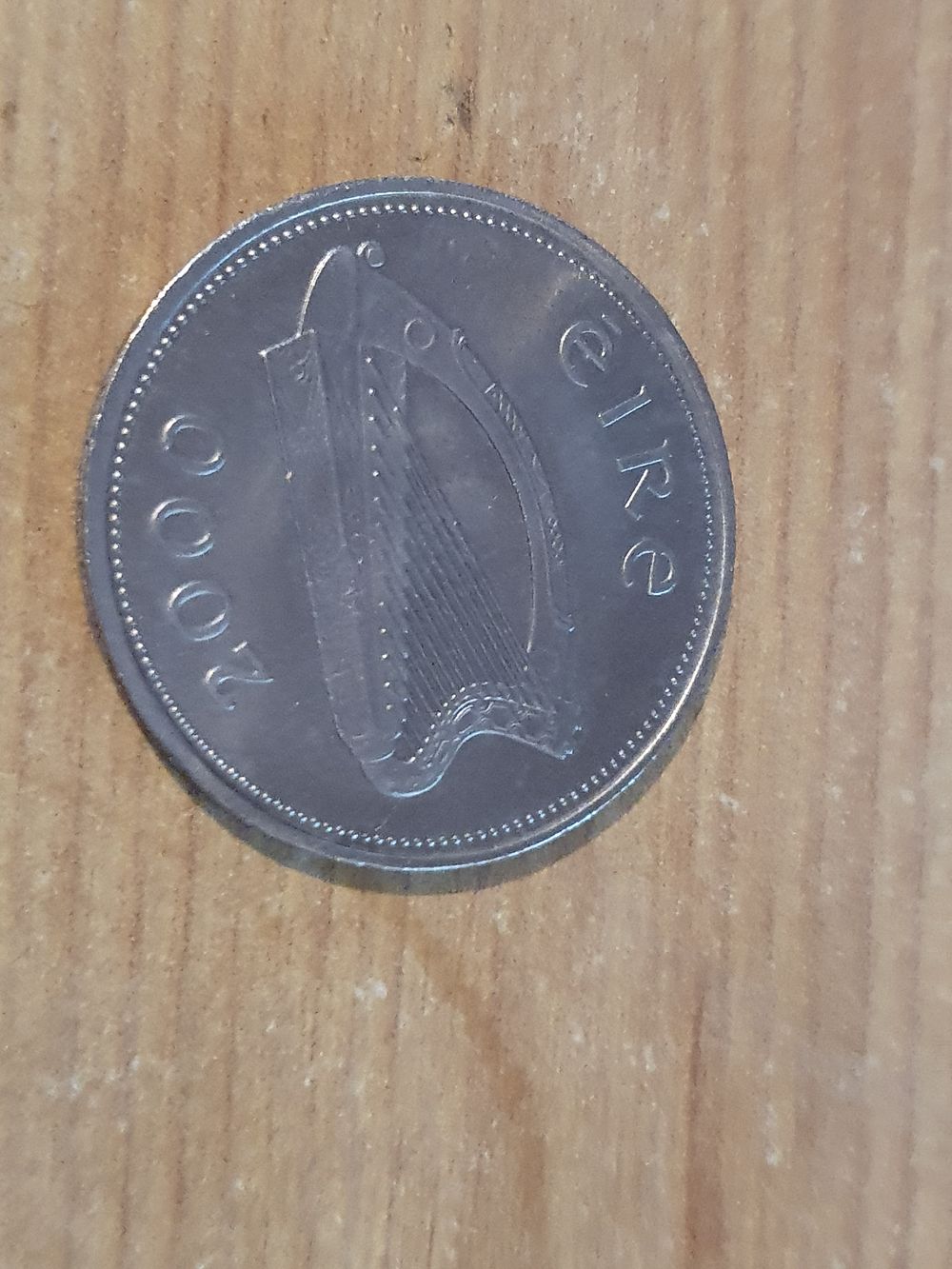 Lot 245: Irish millennium coin