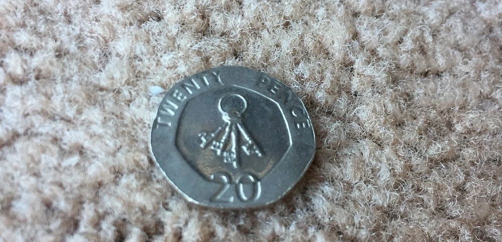 Lot 362: Rare 20 pence coin Gibralter Keys