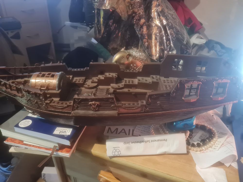 Lot 233: Large pirate ship
