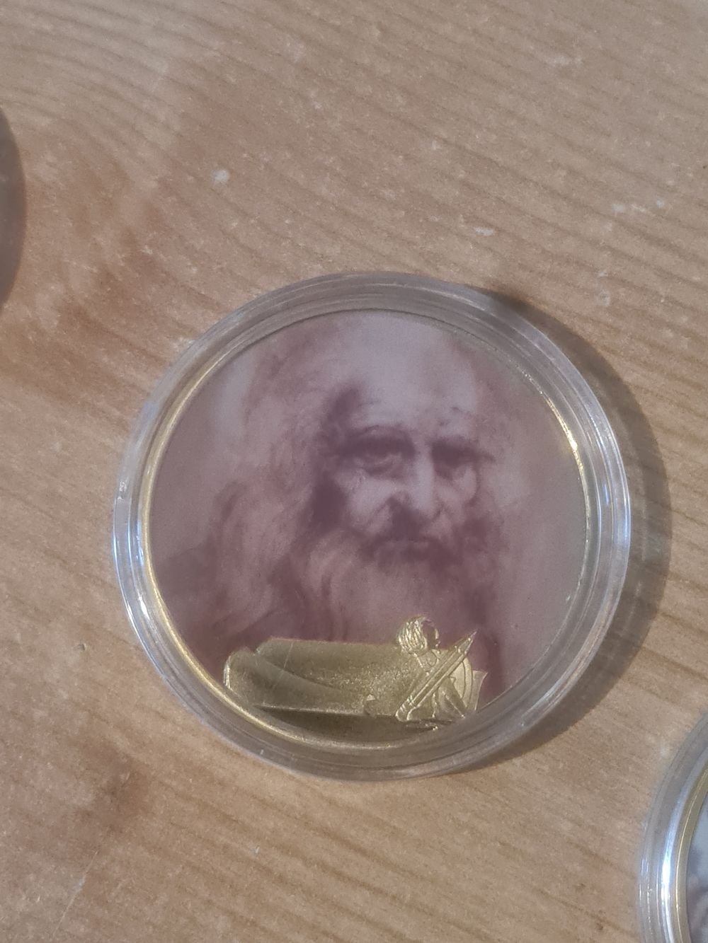 Lot 271: Leonardo coin