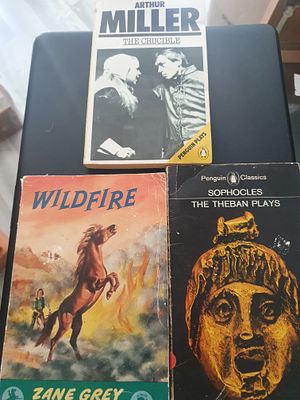 Vintage book lot