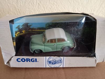 Boxed corgi