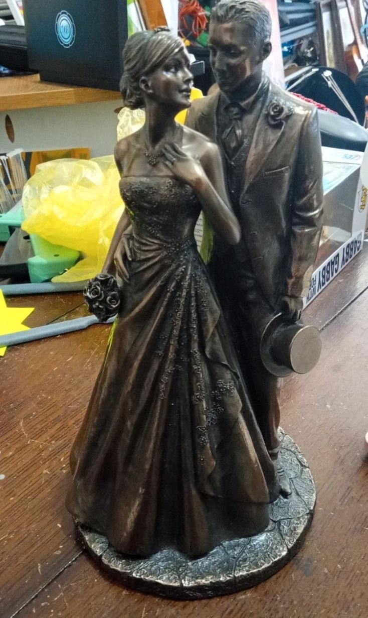 Lot 9b: Genesis wedding day