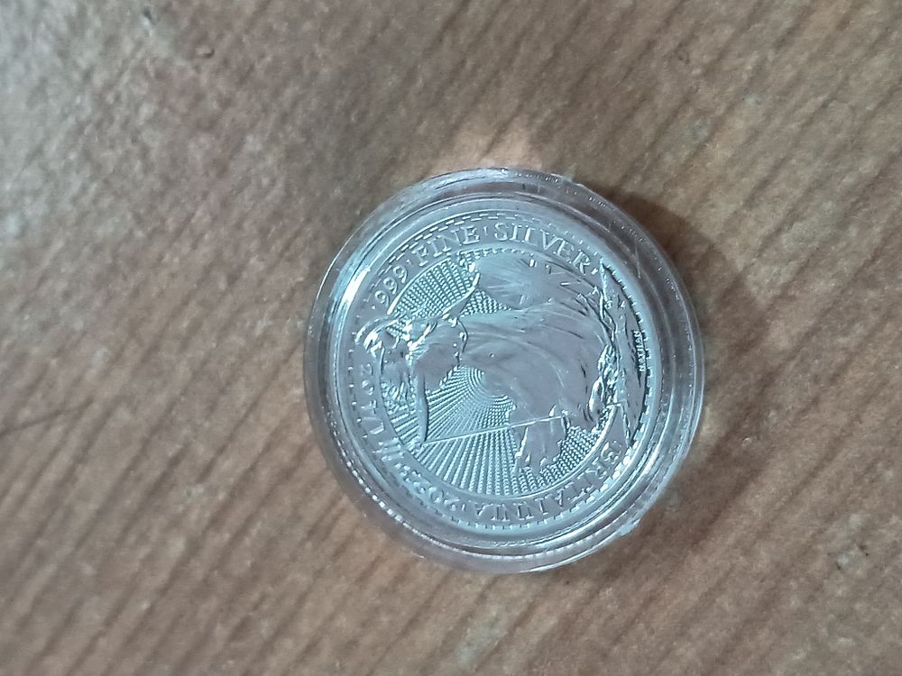 Lot 210: Solid silver Coin