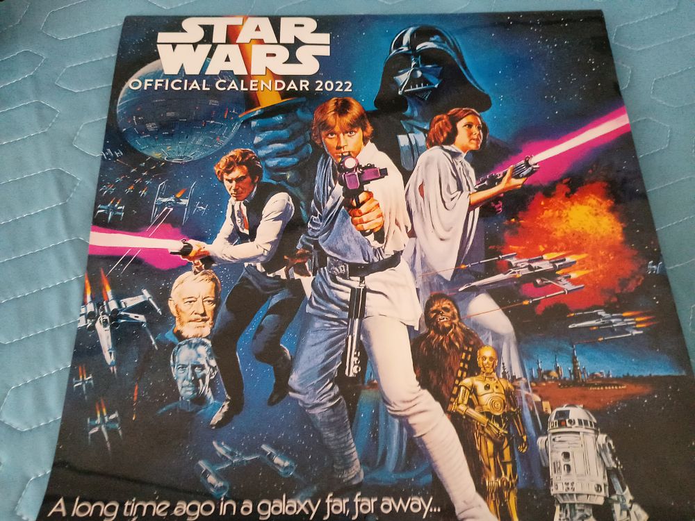 Lot 208: Star wars calendar