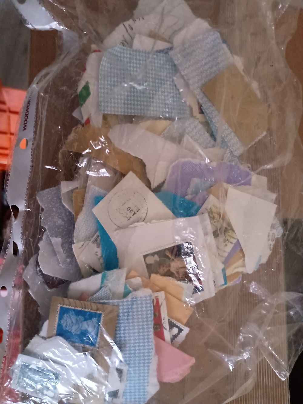 Lot 289: Large lot of mix stamps