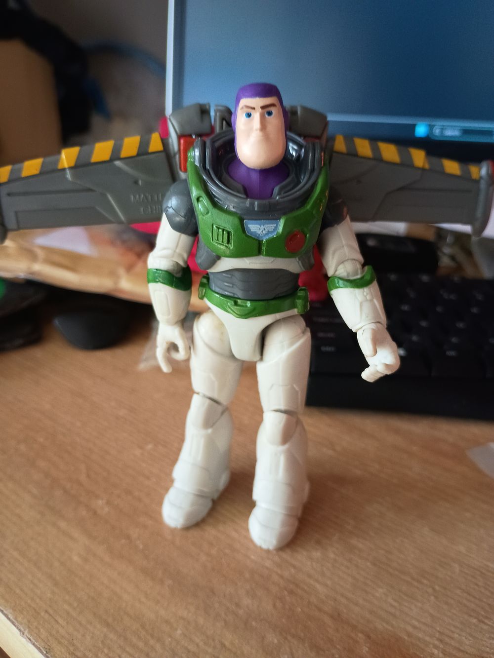 Lot 76: Buzz light year figure