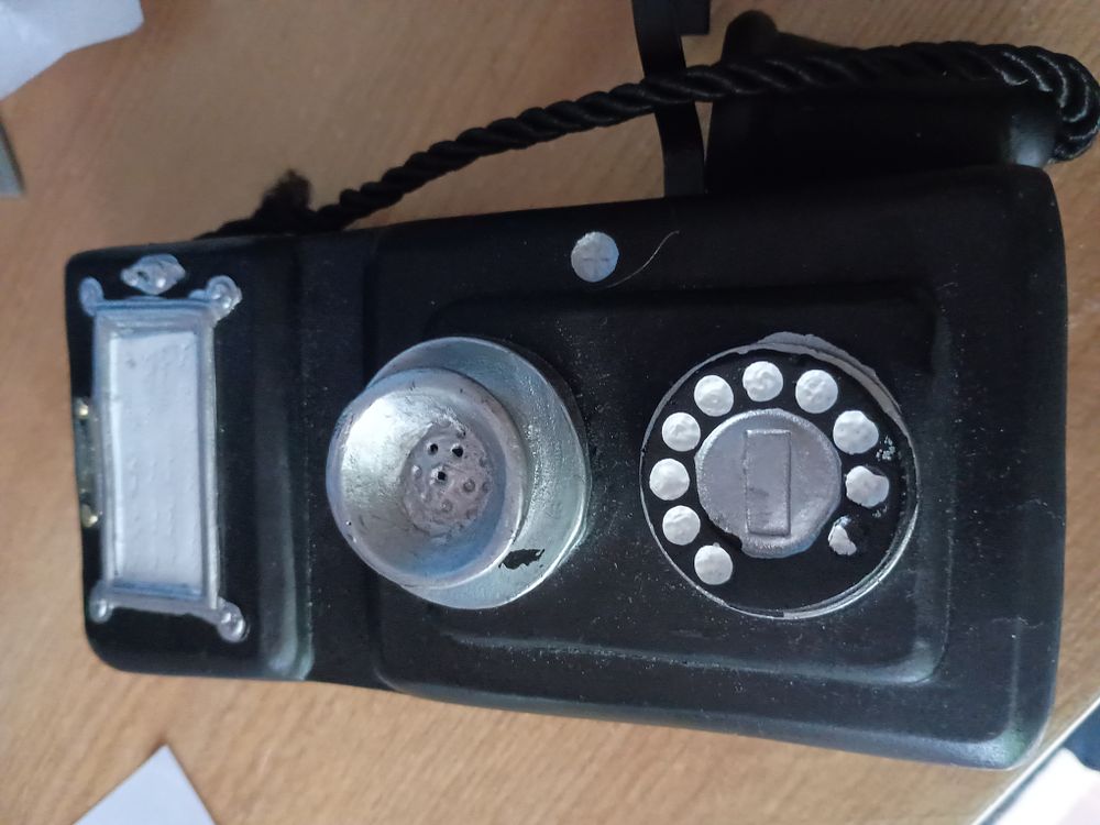 Lot 201: Hanging retro clock