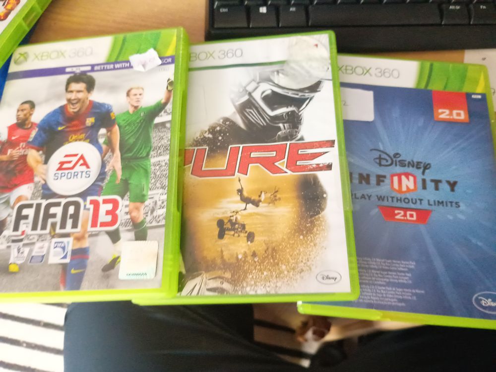 Lot 209: 3 Xbox games