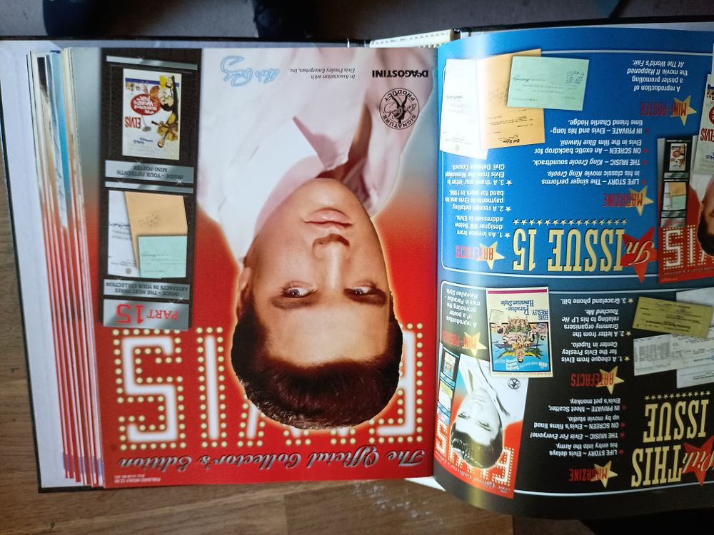 Lot 104: Binder full of Elvis booklets