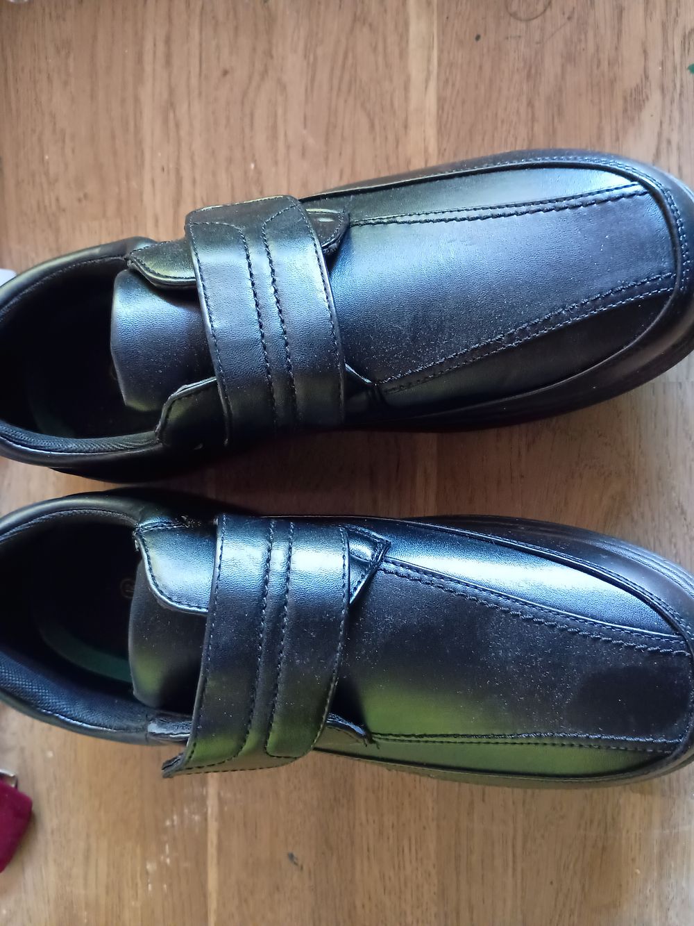 Lot 132: New men's boots size 12