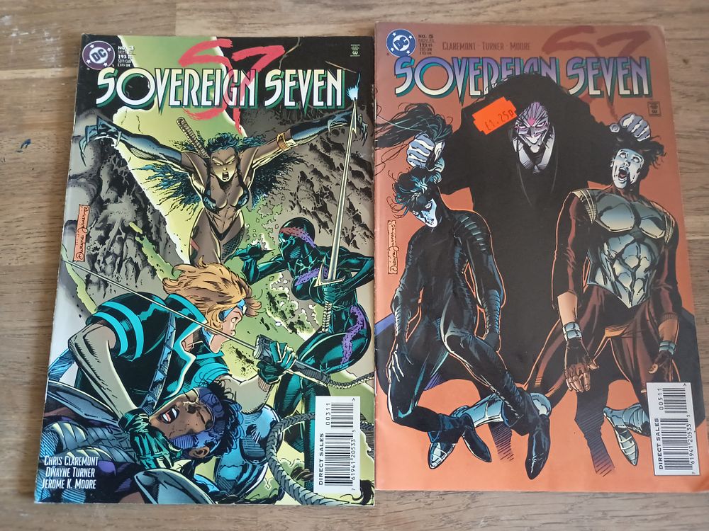 Lot 213: Collection of comics