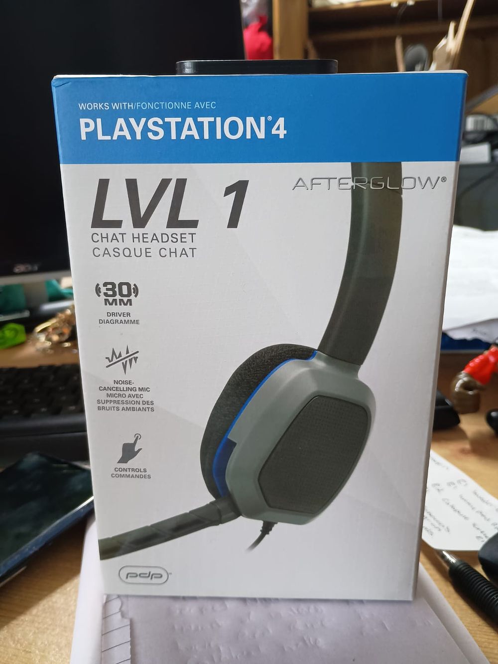 Lot 217: New ps4 headset
