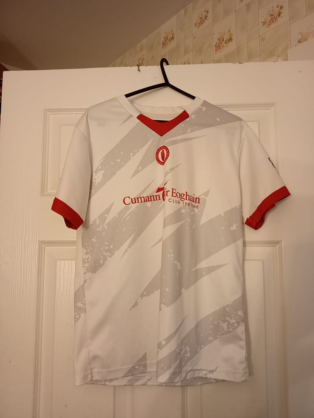 Lot 224: Tyrone gaa Jersey