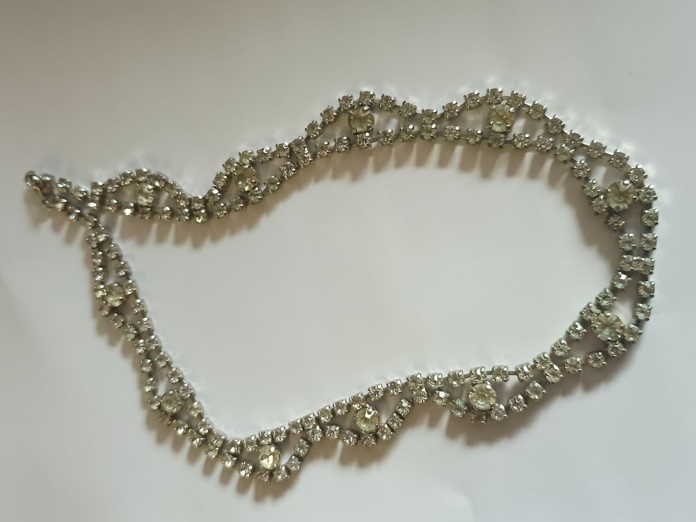Lot 288: Vintage chain