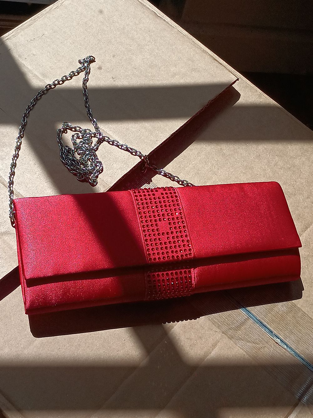 Lot 360: Ladies Red sequin Clutch Bag