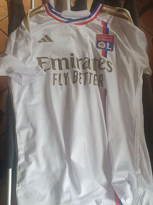 Lyonshall jersey size m