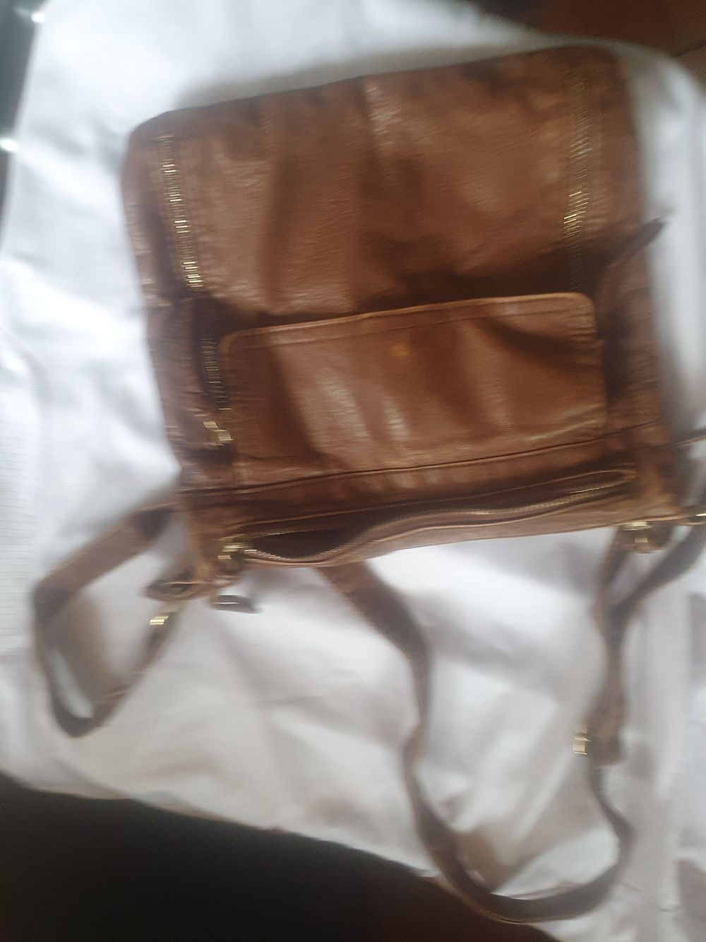 Lot 140: Shoulder Bag
