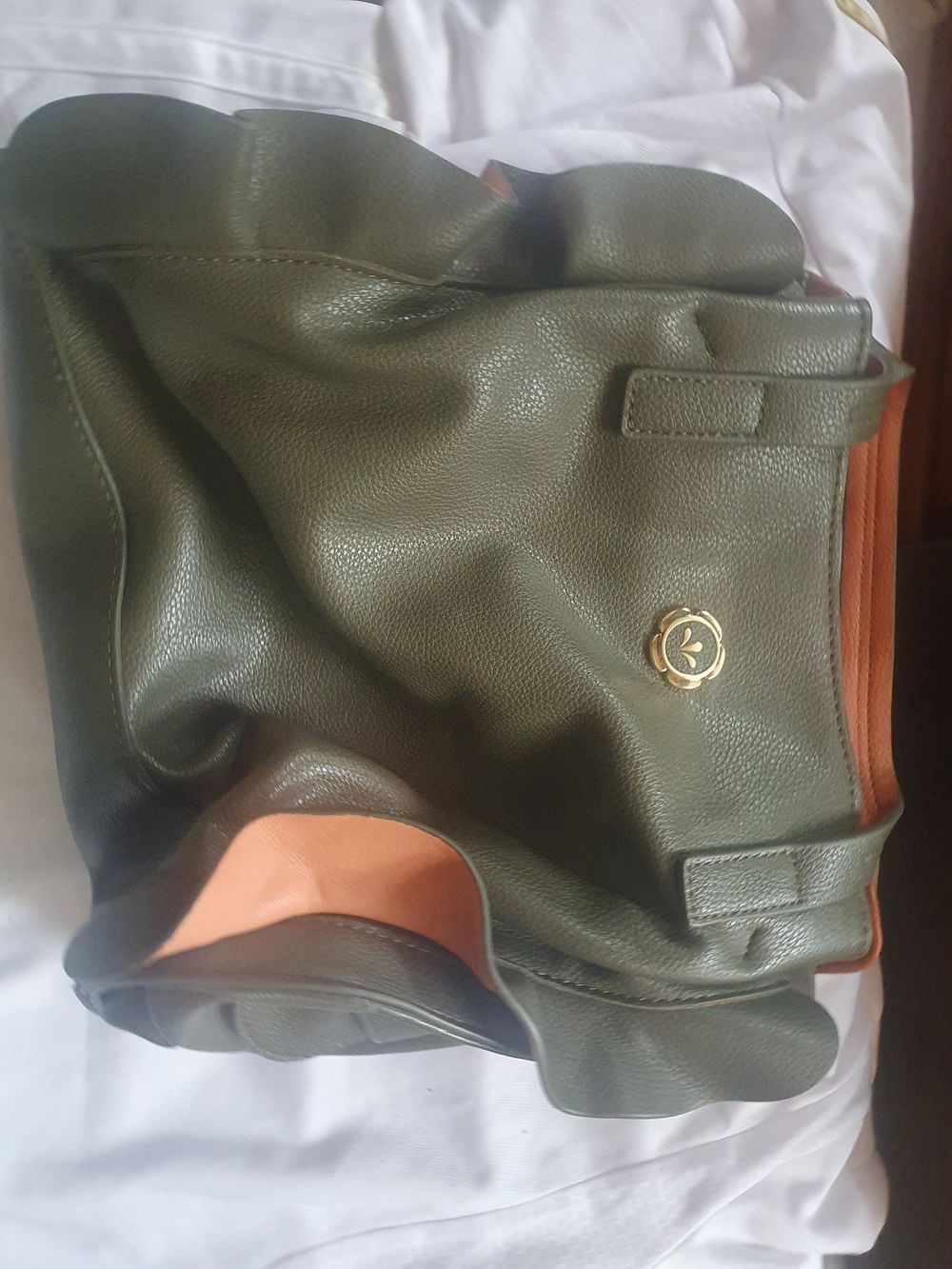 Lot 154: New Ladies handbag
