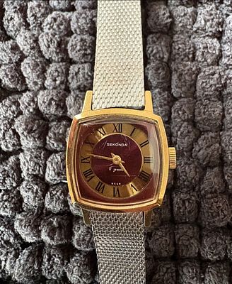 Vintage 17 jewels sekonda watch