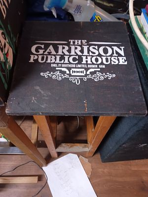 Peaky blinders stool