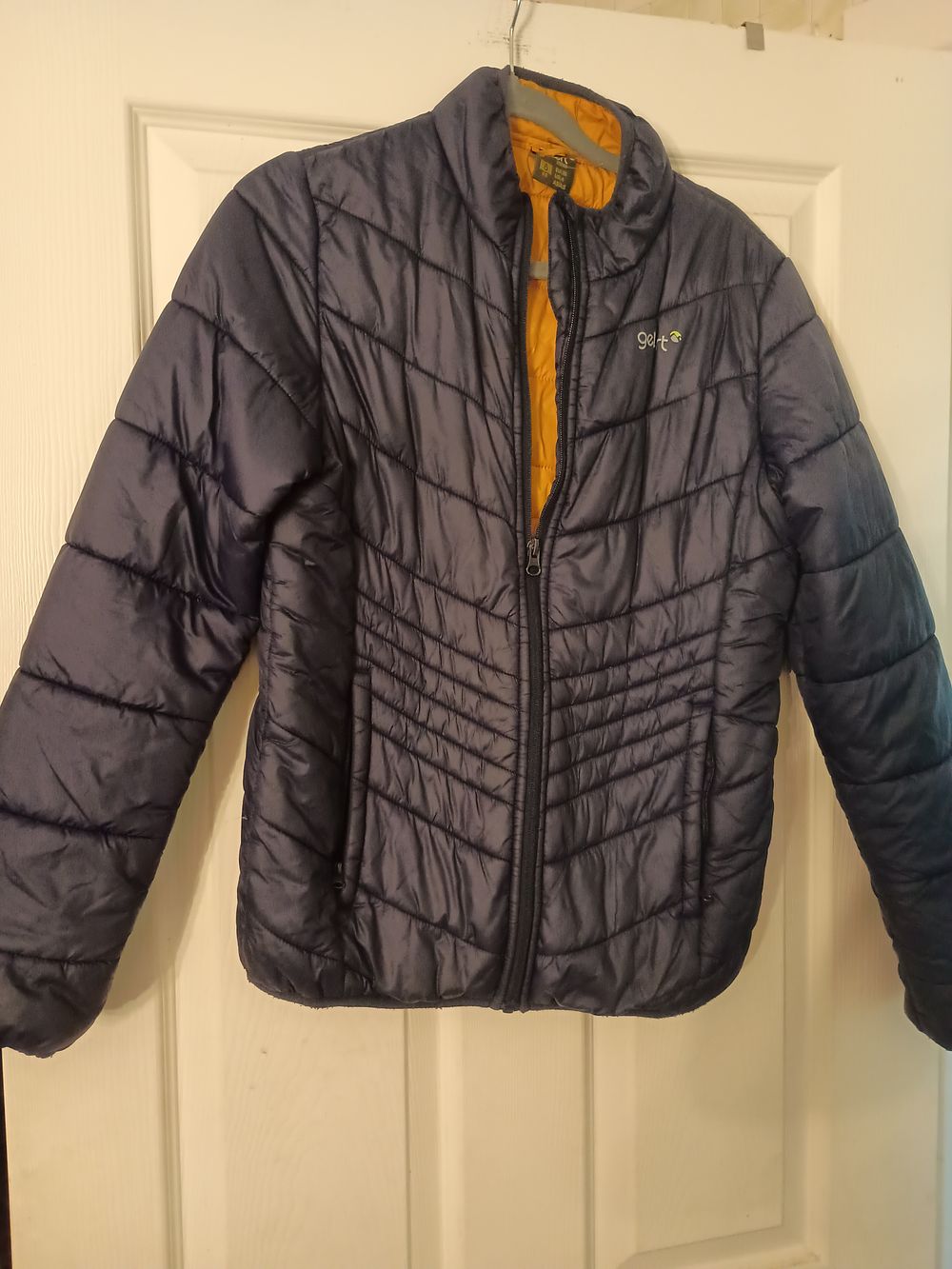 Lot 129e: Gelert Quilted Jacket size 8