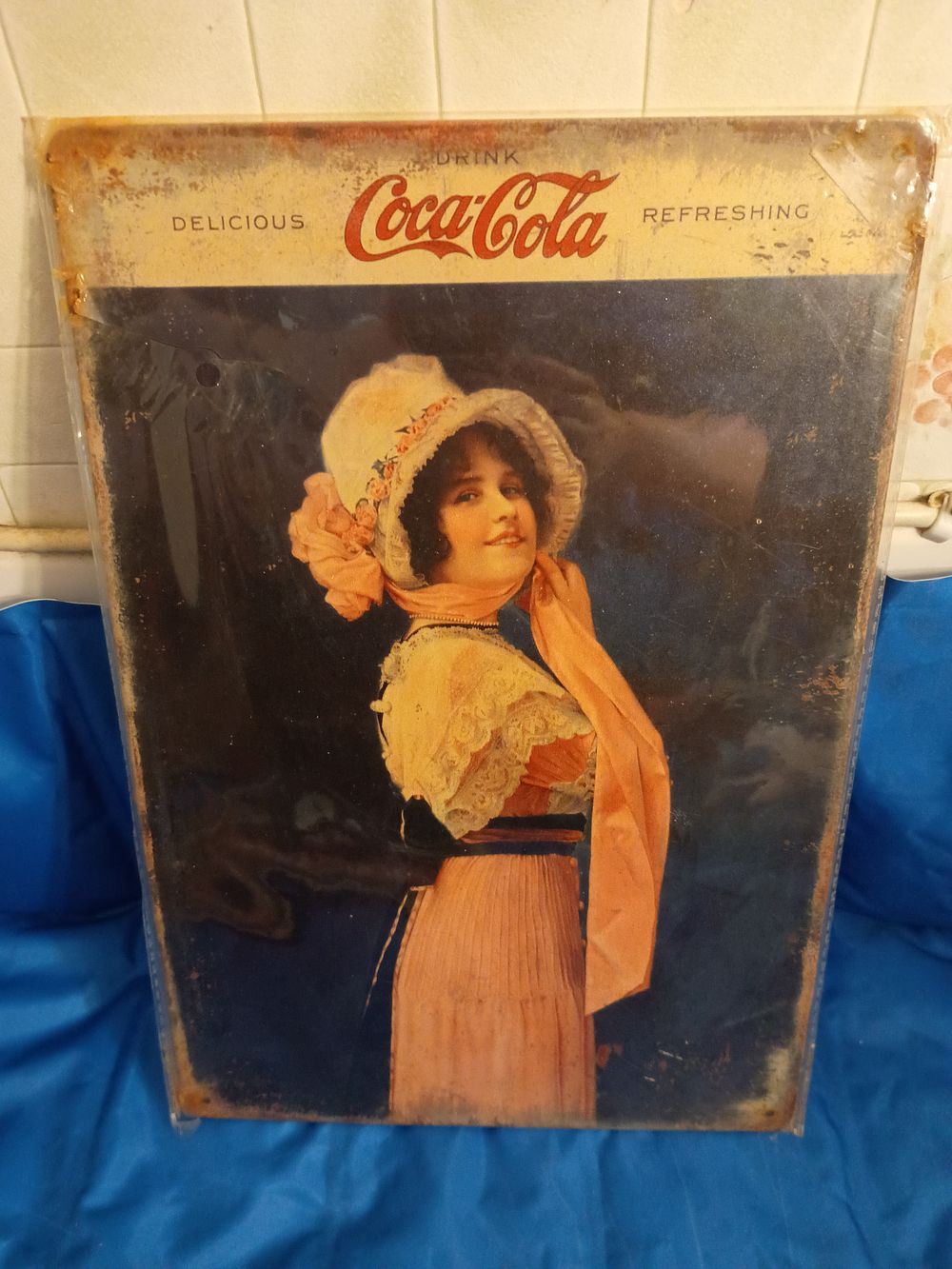 Lot 165: Tin sign