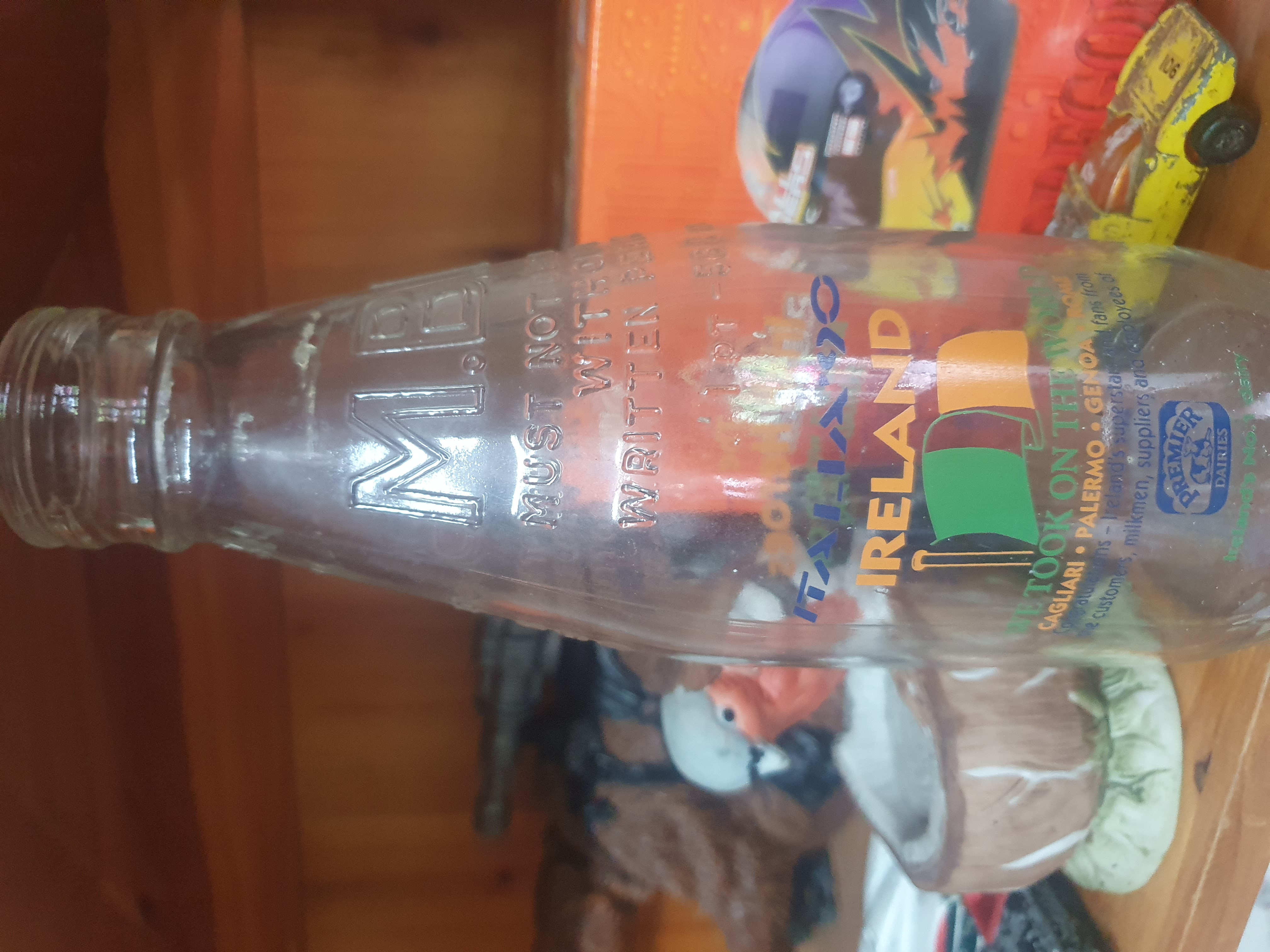 Italian 90 Ireland collectable