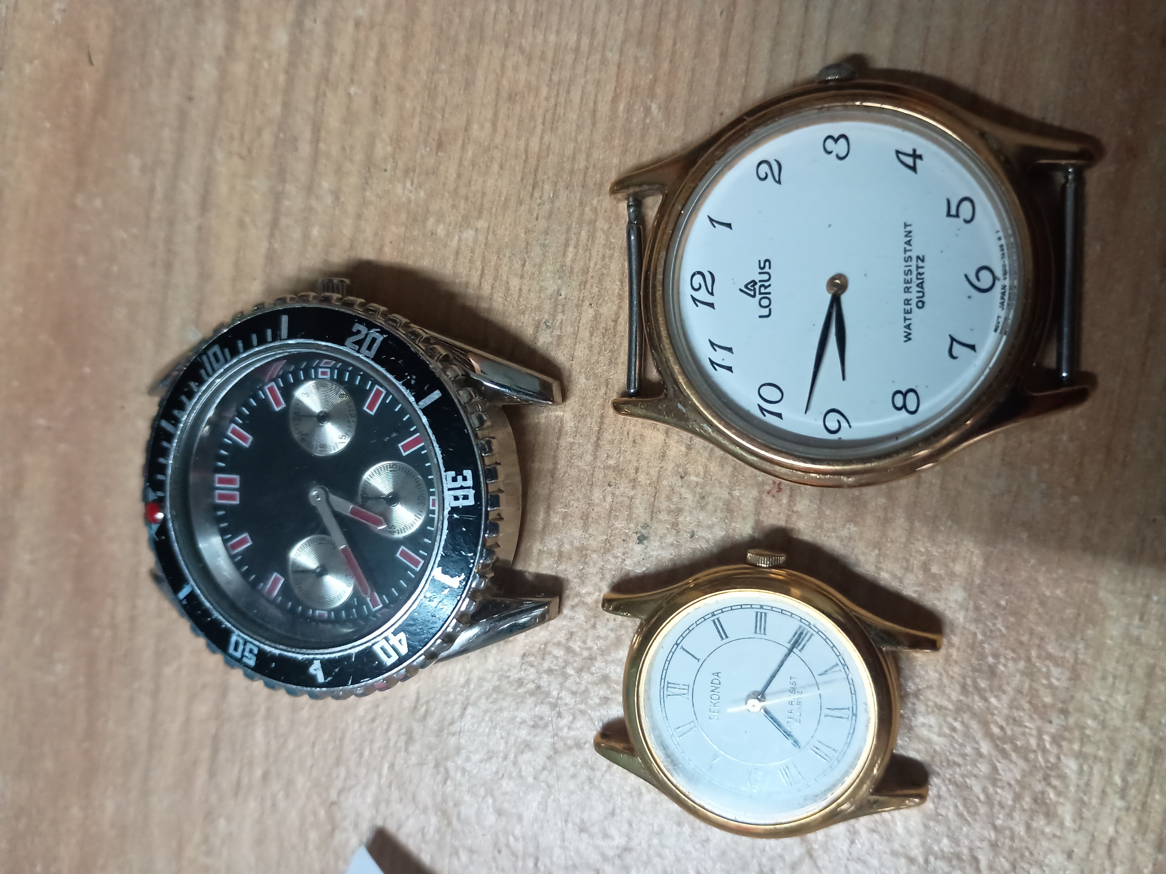 Watch face lot