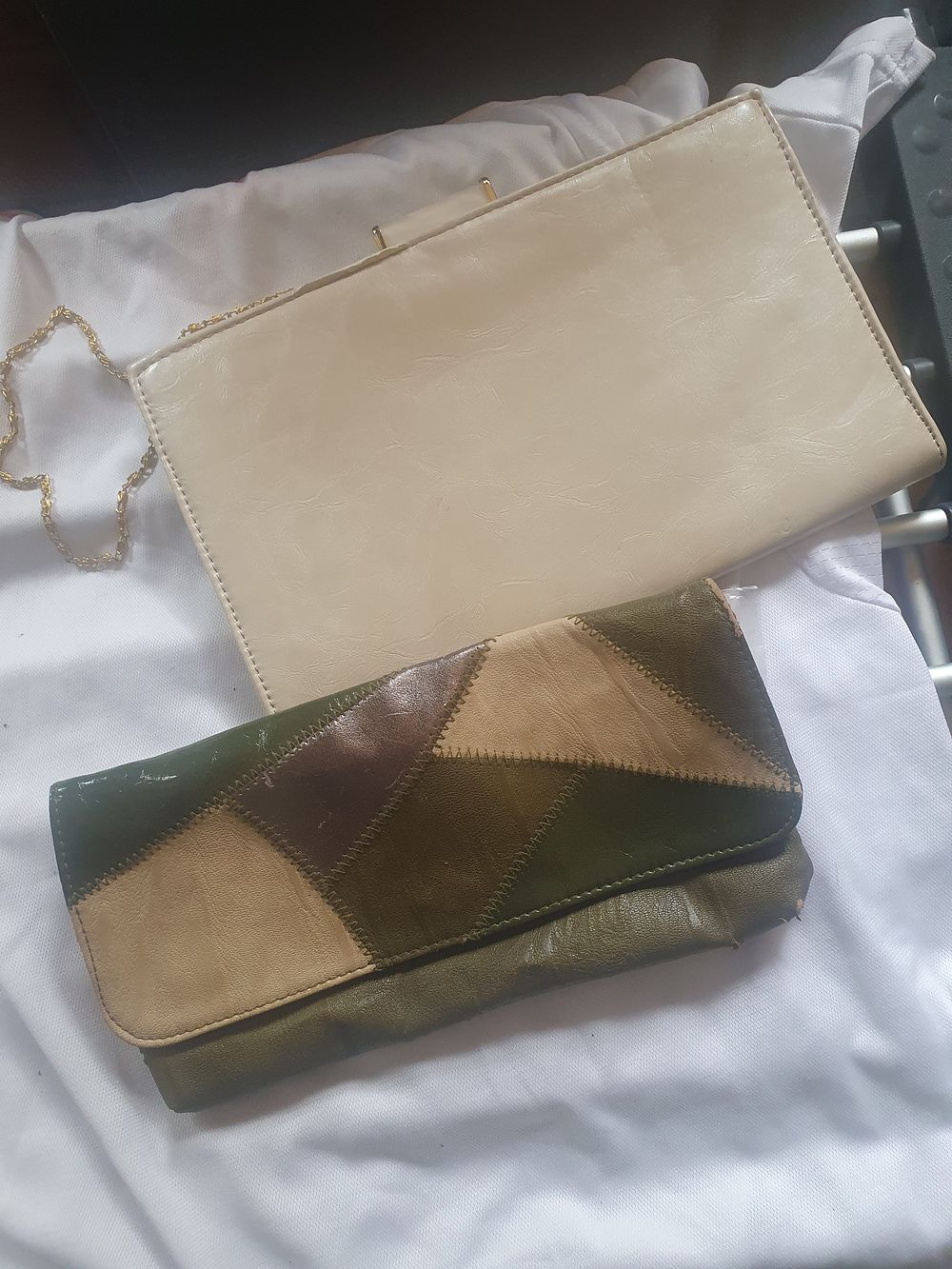 Lot 127: 2 purses
