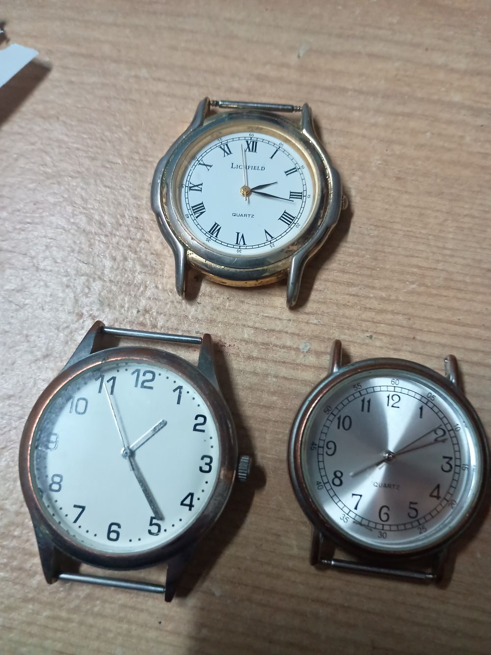 Lot 253: Watch face lot