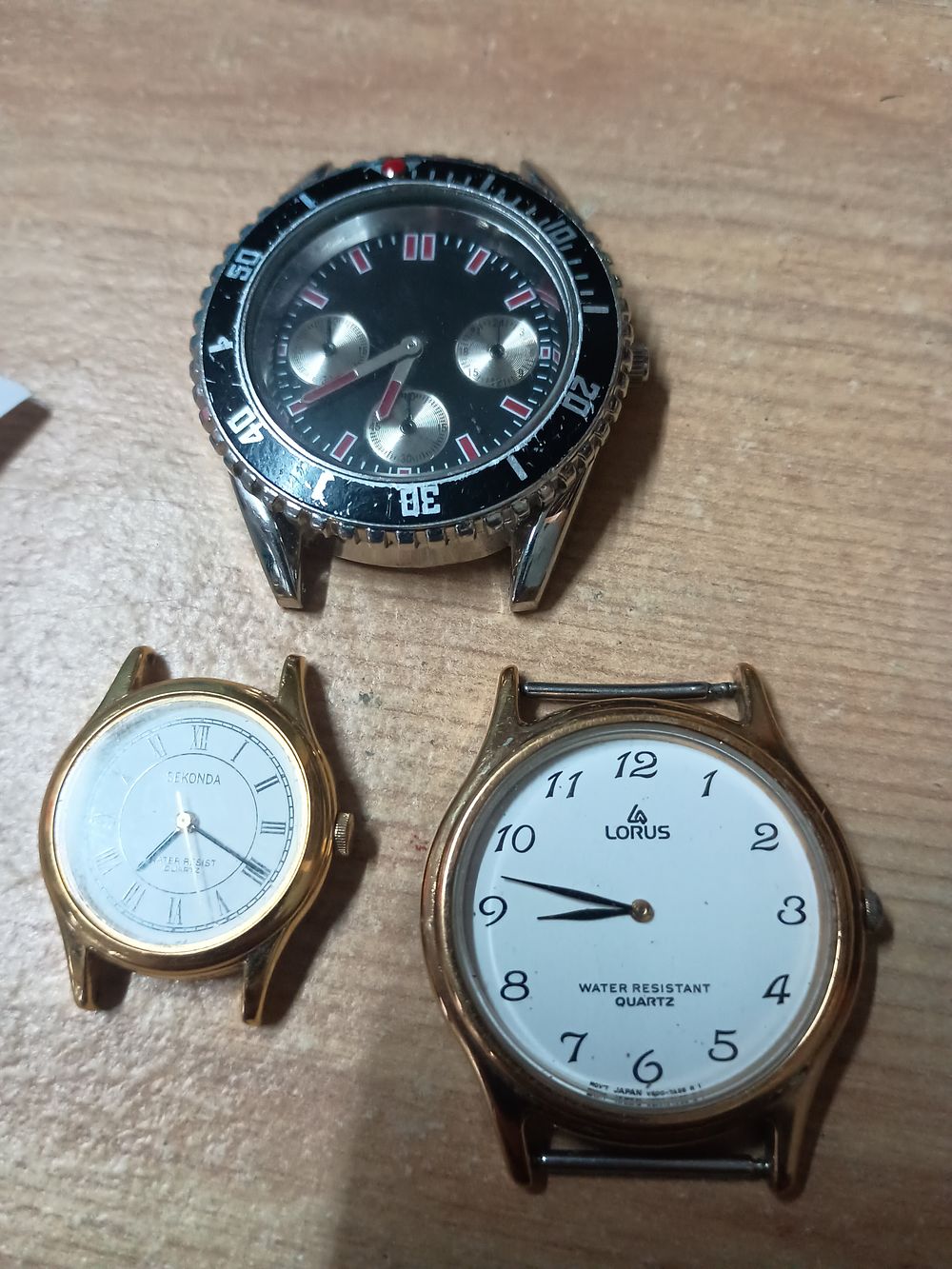 Lot 236: Watch face lot