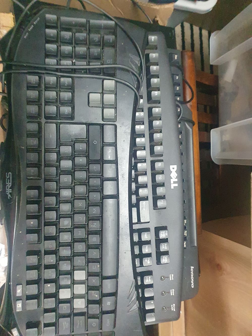 Lot 210: 3 keyboards