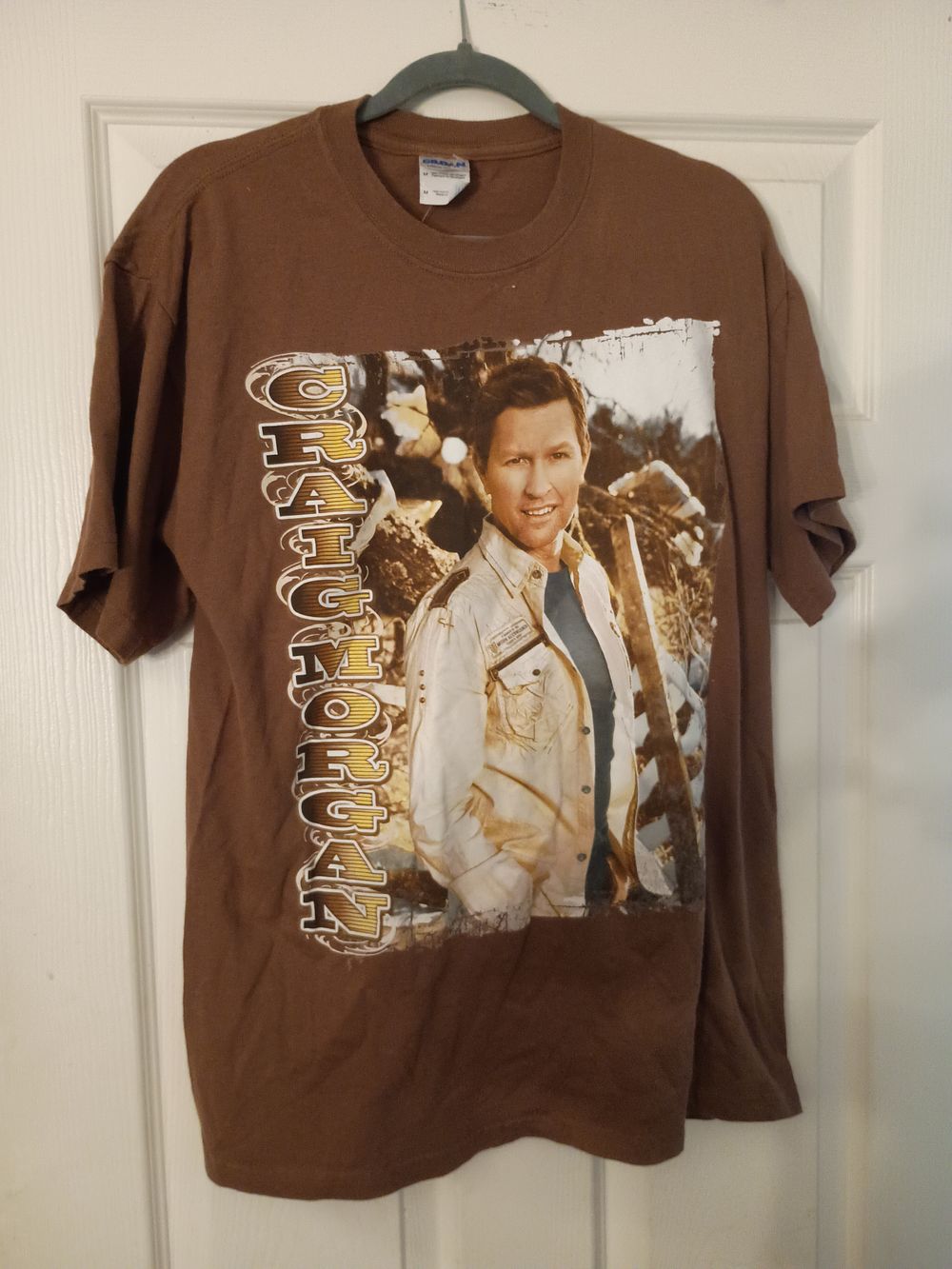 Lot 234: Vintage Country Music T-shirt