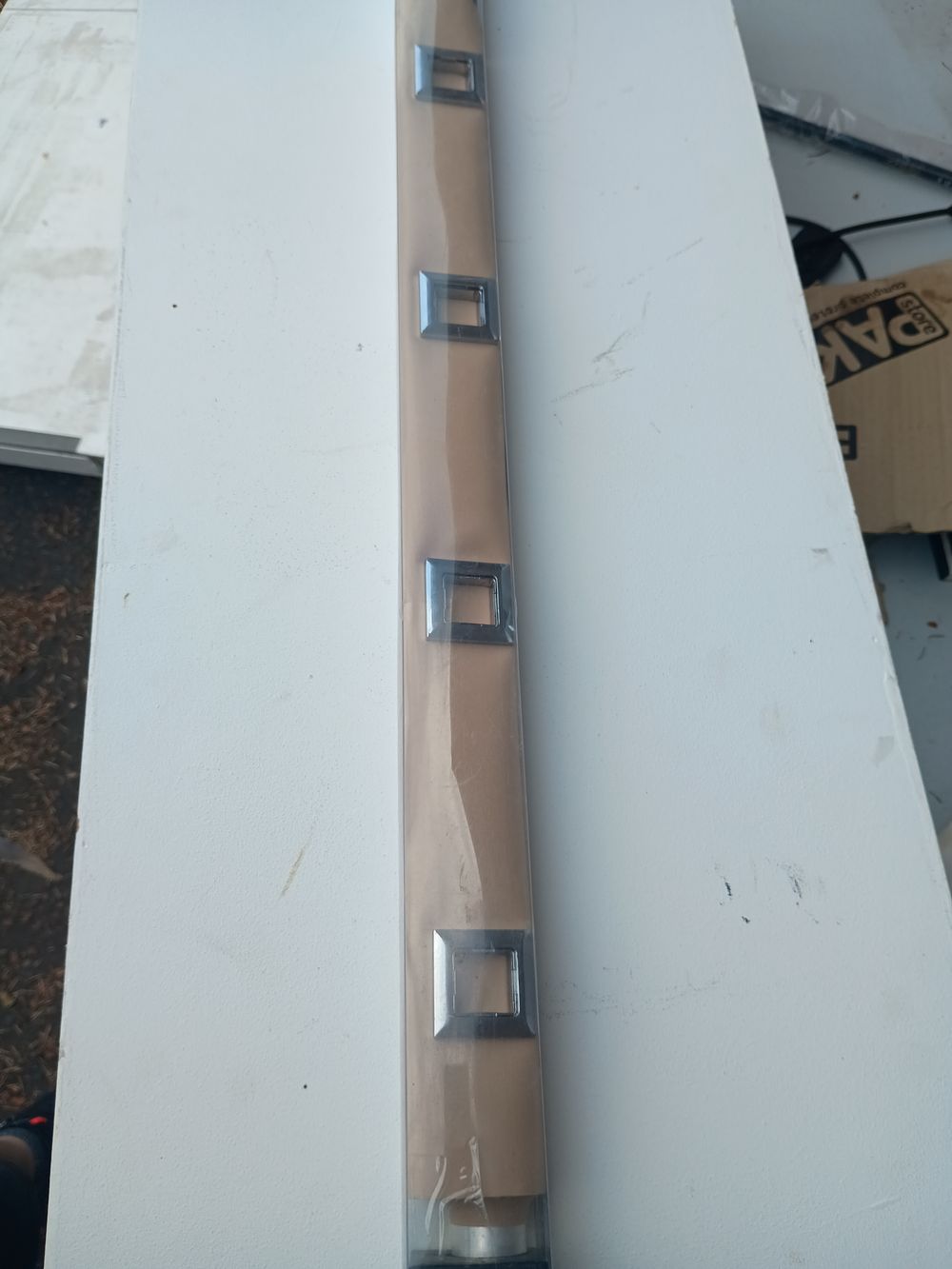 Lot 140: New roller blind