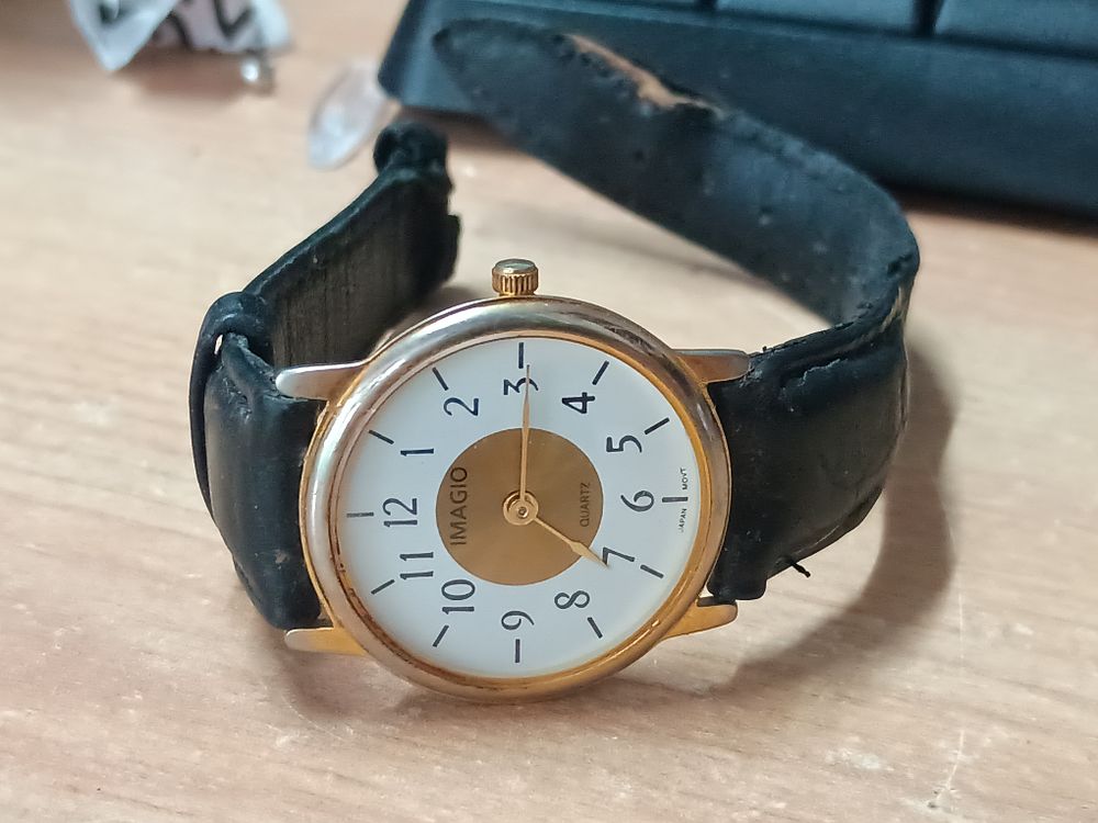 Lot 181: Imagio watch