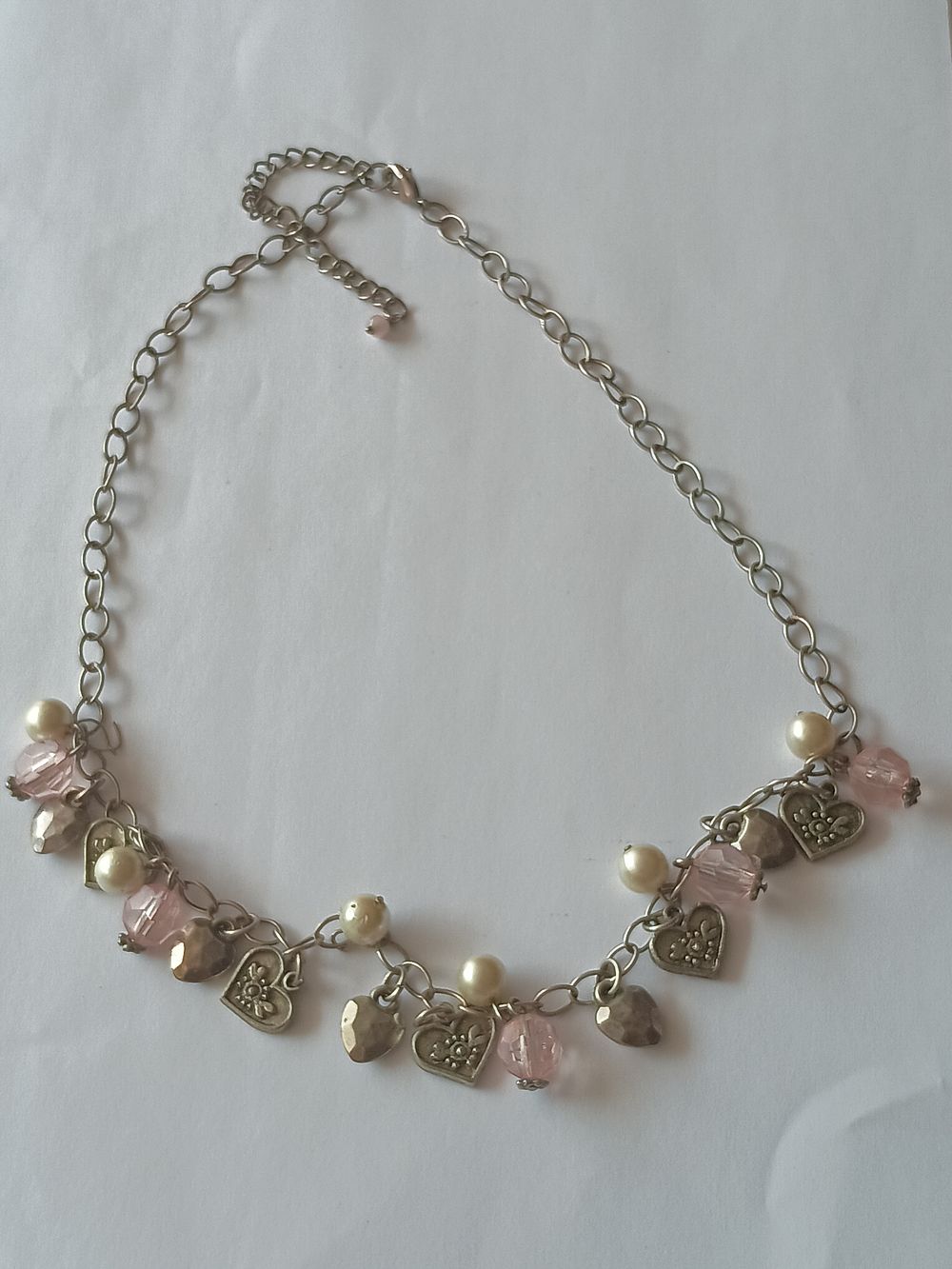 Lot 221: Multi pendant Necklace