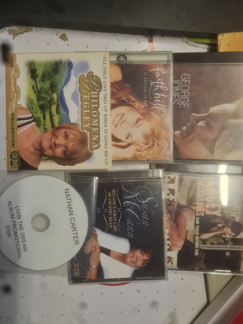 Lot 213: Cd music lot