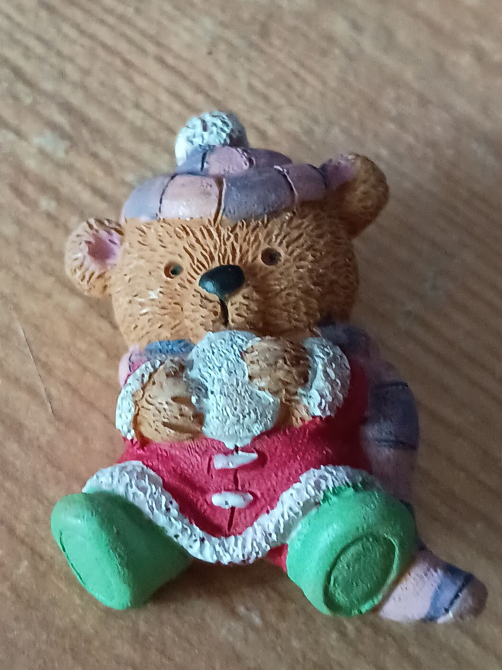 Lot 188: Teddy bear broach