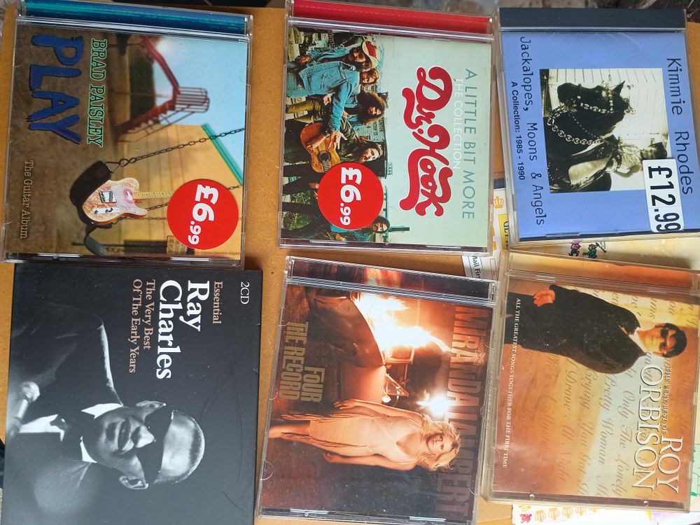 Lot 165: Cd music lot