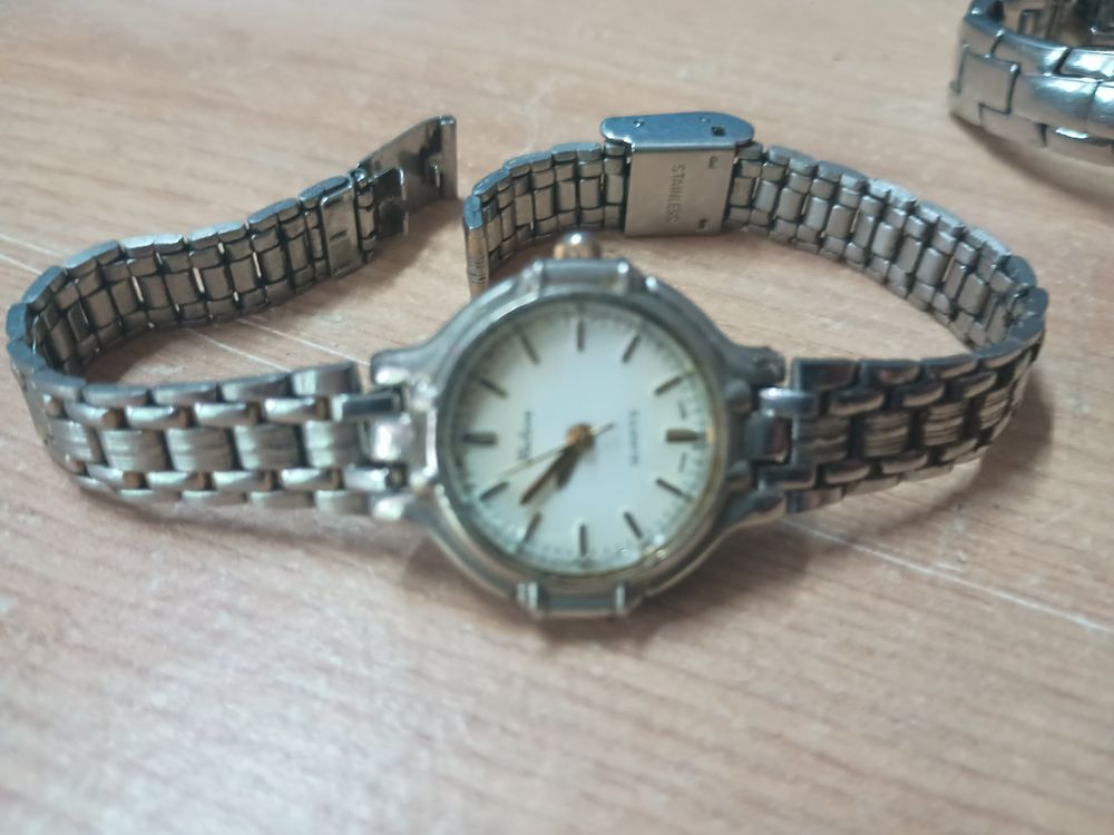 Lot 229: Vintage watch