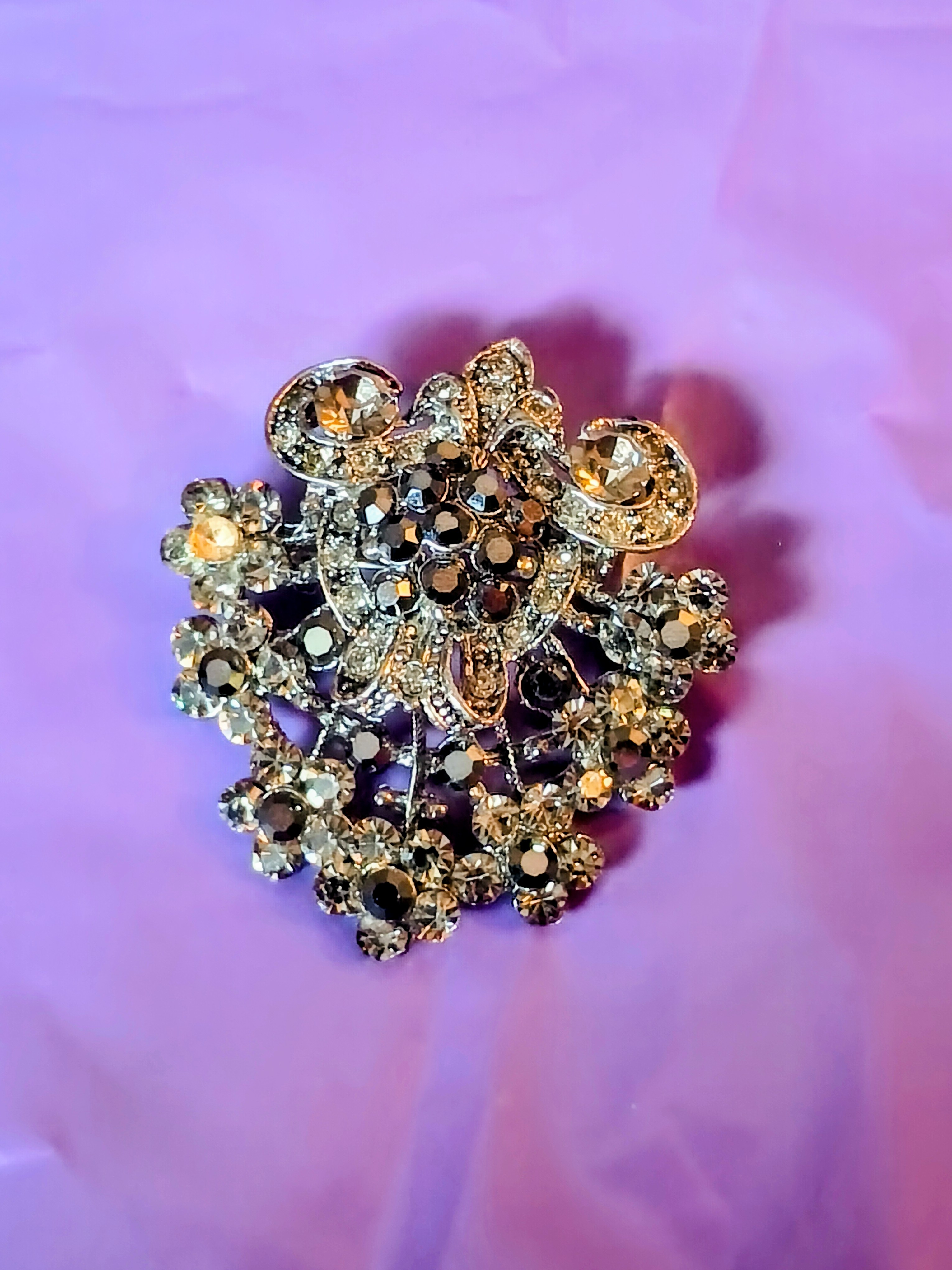 Ladies Vintage Broach
