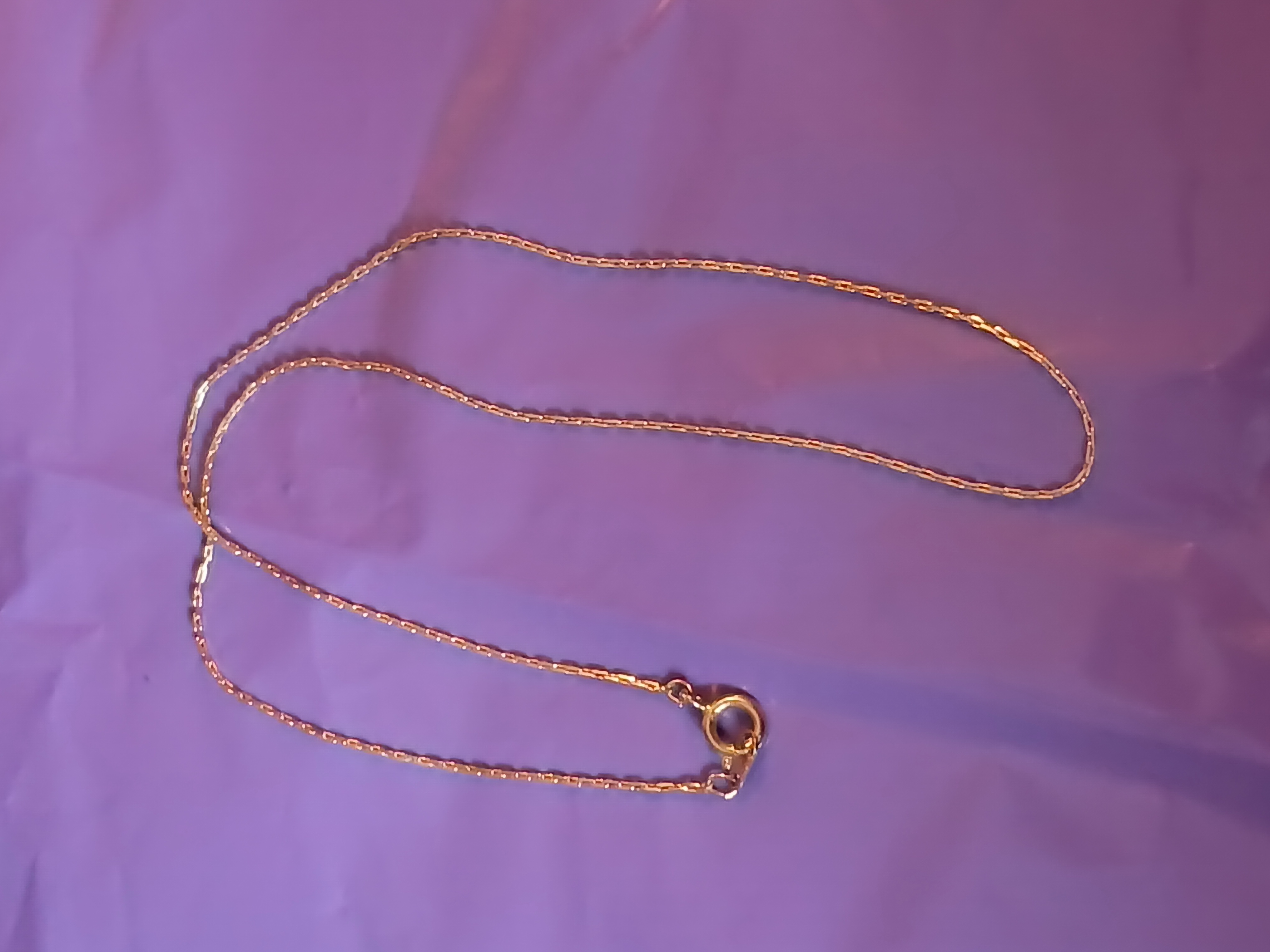Ladies Fine Chain